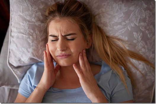 Jaw pain after waking up or sleeping, TMJ Bruxisum, teeth grinding 